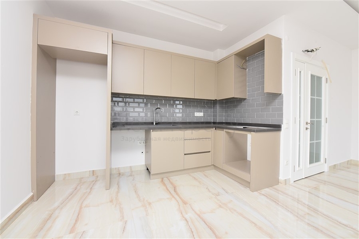 Просторный пятикомнатный пентхаус