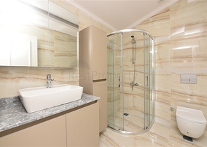 Просторный пятикомнатный пентхаус