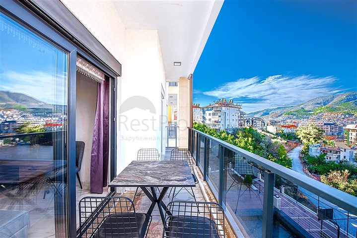 Квартира 1+1 в шикарном комплексе в районе Оба