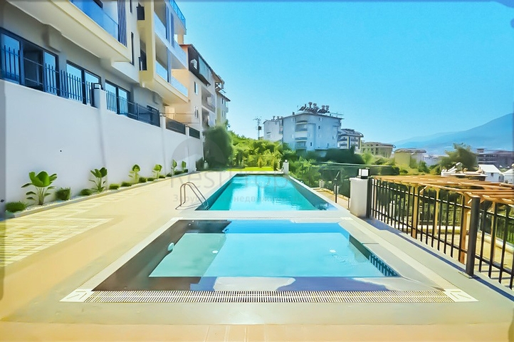 Квартира 1+1 в шикарном комплексе в районе Оба