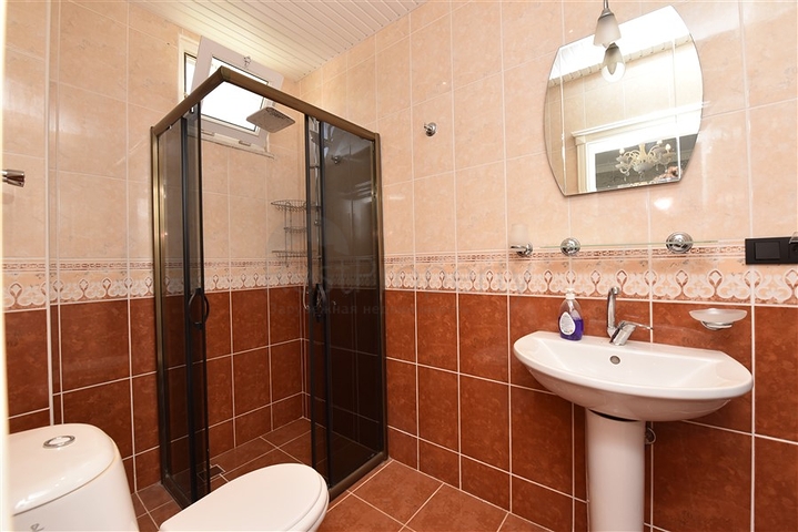 Вилла с видом на море в районе Каргыджак