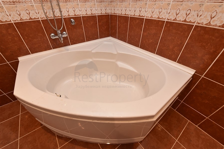 Вилла с видом на море в районе Каргыджак