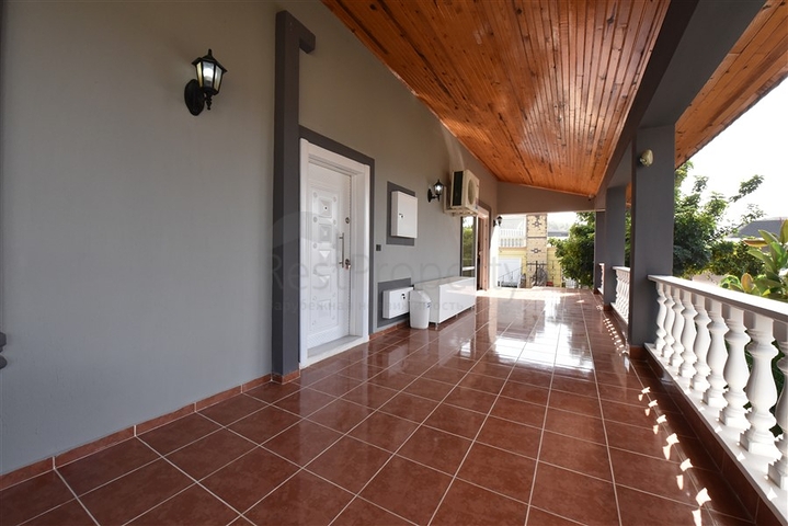 Вилла с видом на море в районе Каргыджак