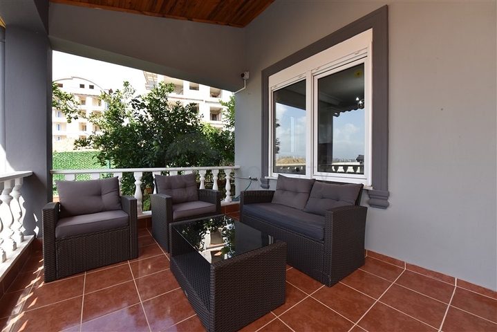 Вилла с видом на море в районе Каргыджак