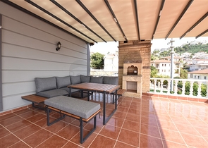 Вилла с видом на море в районе Каргыджак