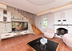 Вилла с видом на море в районе Каргыджак