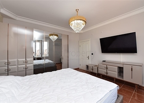 Вилла с видом на море в районе Каргыджак