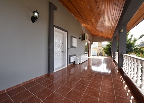 Вилла с видом на море в районе Каргыджак