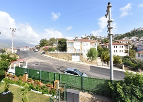 Вилла с видом на море в районе Каргыджак