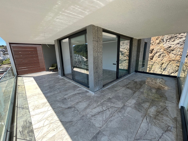 Проект из резиденций с панорамным видом на море и горы в районе Гюндуан