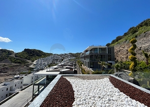 Проект из резиденций с панорамным видом на море и горы в районе Гюндуан