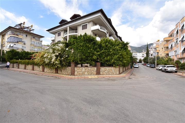 Квартира 3+1 с отдельной кухней в центре Алании