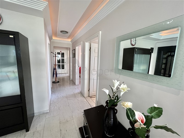 Апартаменты 3+1 в 50 м от пляжа в районе Тосмур