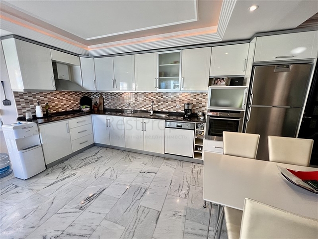 Апартаменты 3+1 в 50 м от пляжа в районе Тосмур