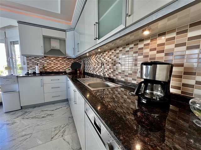 Апартаменты 3+1 в 50 м от пляжа в районе Тосмур