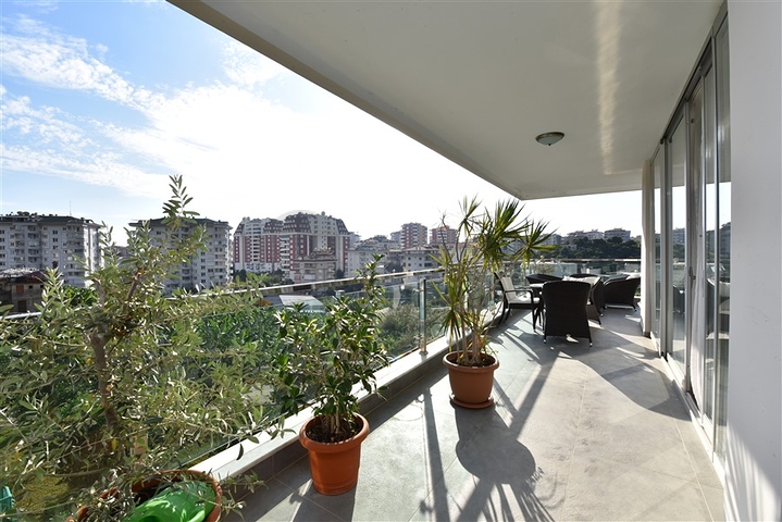 Просторная квартира для комфортной жизни в Джикджилли