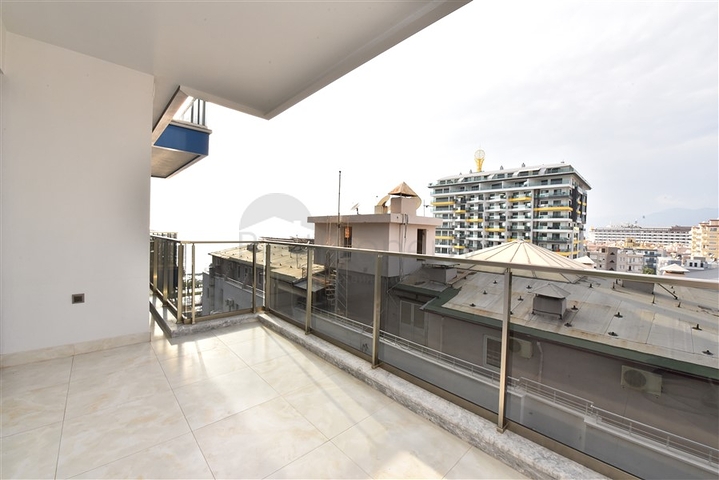 Двухкомнатная квартира на первой береговой линии