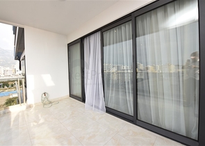 Двухкомнатная квартира на первой береговой линии