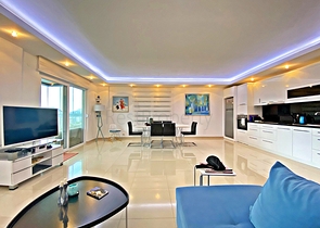 Пентхаус 4+1 в районе Тосмур 