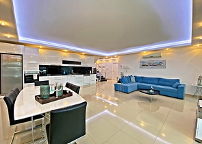 Пентхаус 4+1 в районе Тосмур 