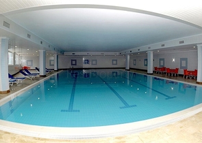 Квартира 1+1 в Махмутларе с выходом в сад