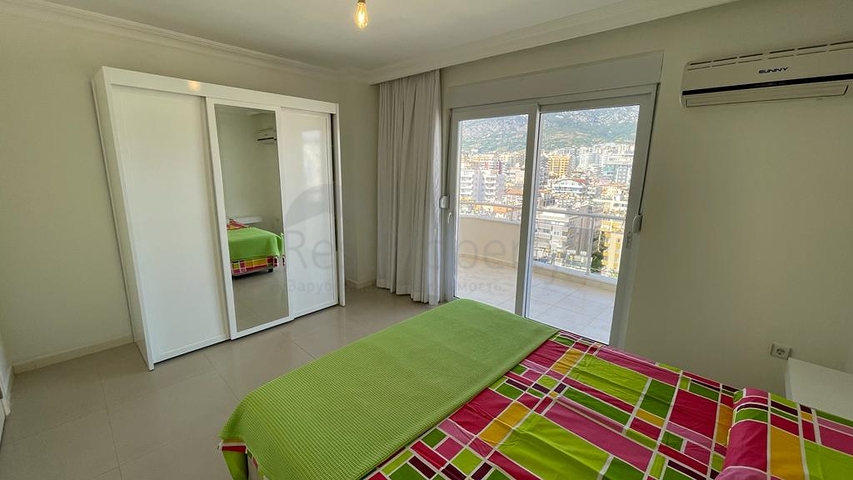 Просторный пентхаус в районе Махмутлар 