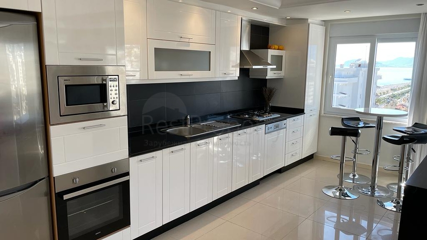 Просторный пентхаус в районе Махмутлар 