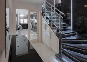 Шикарный пентхаус на берегу моря