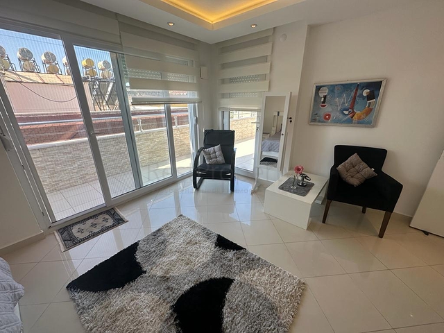 Пентхаус планировкой 3+1 в районе Оба