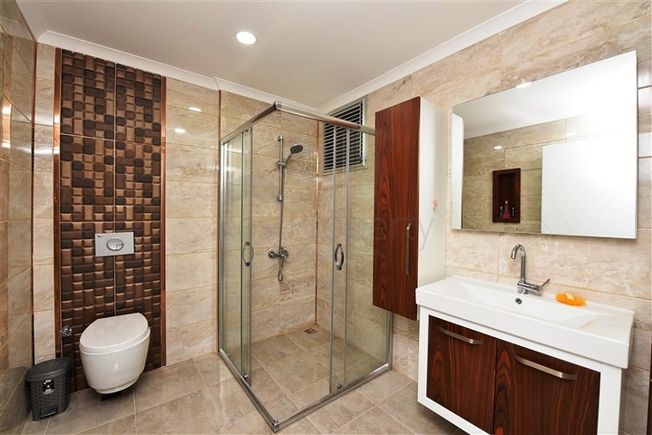 Просторная квартира 1+1 в районе Махмутлар