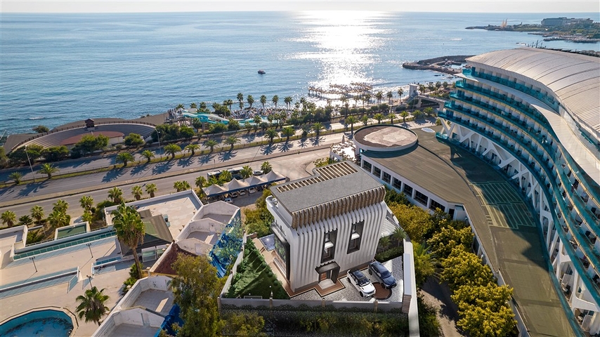 Проект виллы в районе Турклер в 150 м от моря