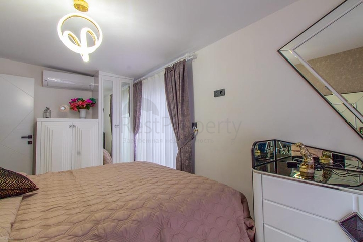 Пентхаус 2+1 с мебелью в 400 м от пляжа Каргыджак