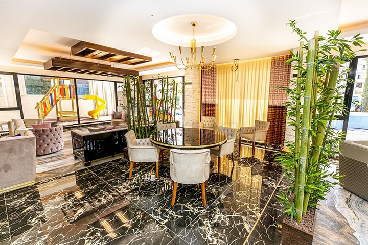 Шикарная квартира планировкой 2+1 в самом популярном комплексе района Махмутлар