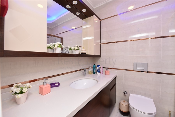 Шикарная квартира планировкой 2+1 в самом популярном комплексе района Махмутлар