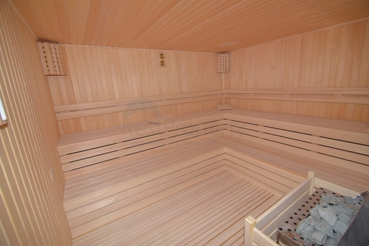 Квартира планировкой 2+1 в центре Алании