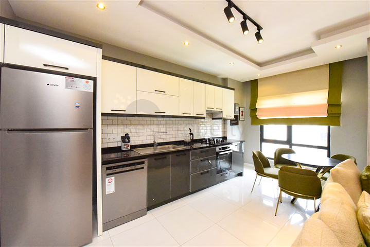 Меблированный пентхаус в европейском районе Оба