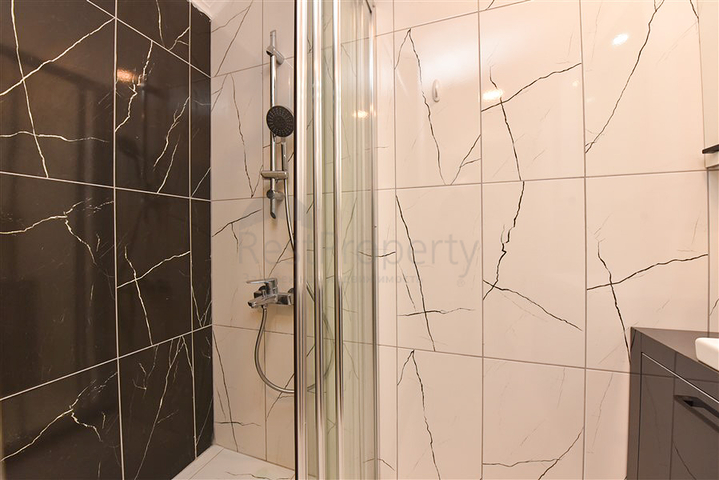 Меблированный пентхаус в европейском районе Оба