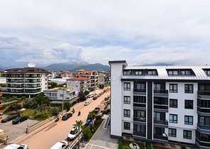 Меблированный пентхаус в европейском районе Оба