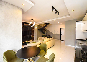 Меблированный пентхаус в европейском районе Оба