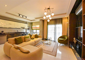 Меблированный пентхаус в европейском районе Оба