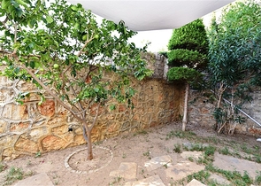 Большая трехкомнатная квартира в жилом комплексе класса люкс в Конаклы