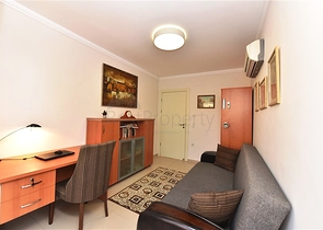 Большая трехкомнатная квартира в жилом комплексе класса люкс в Конаклы