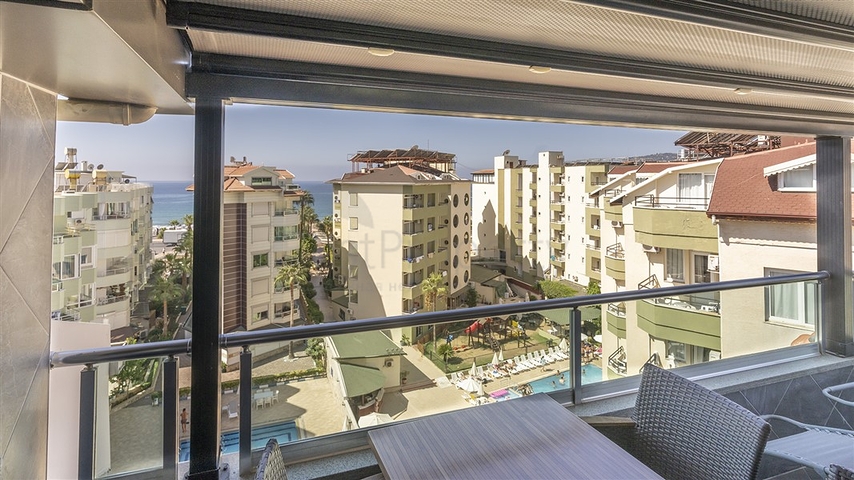 Квартира 4+1 на первой линии с возможностью получения гражданства 