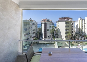 Квартира 4+1 на первой линии с возможностью получения гражданства 