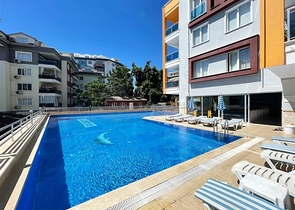 Трехкомнатная квартира в Тосмур