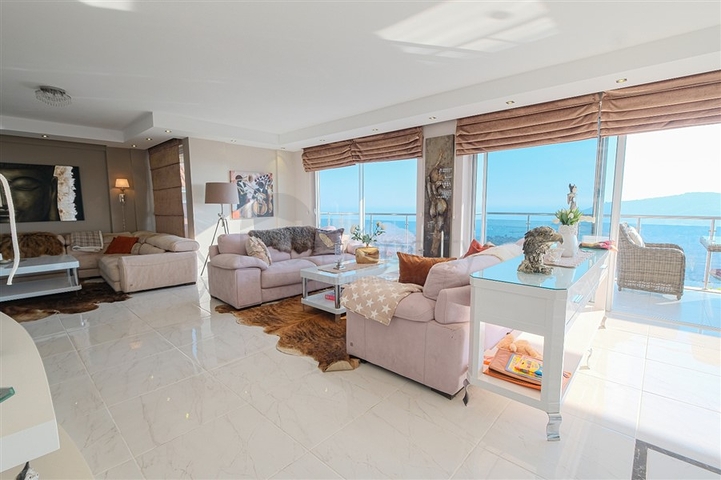 Вилла 4+1 с потрясающими видовыми характеристиками и бассейном