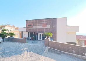 Вилла 4+1 с потрясающими видовыми характеристиками и бассейном