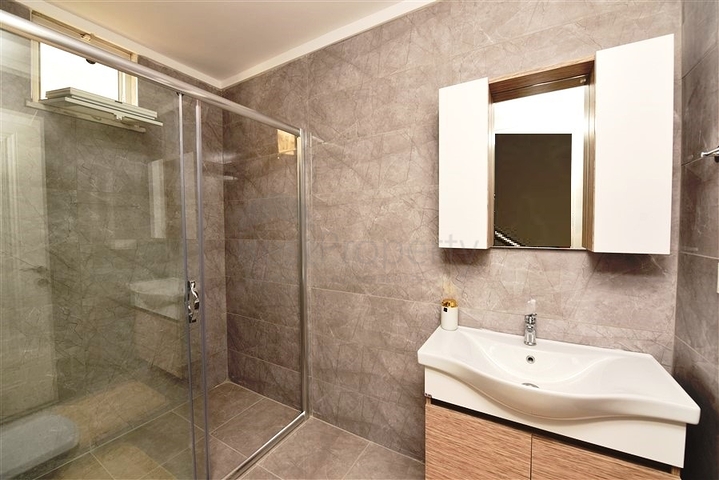 Садовый дуплекс в центре Алании