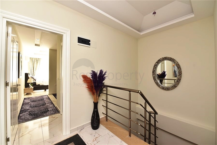 Садовый дуплекс в центре Алании