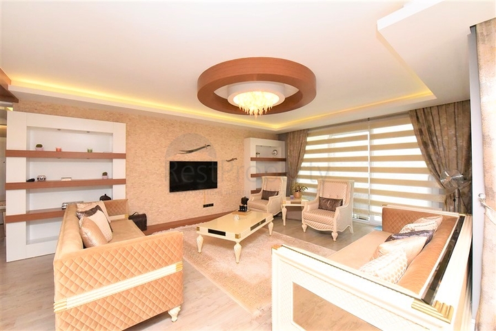 Пентхаус 3+1 в районе Оба 